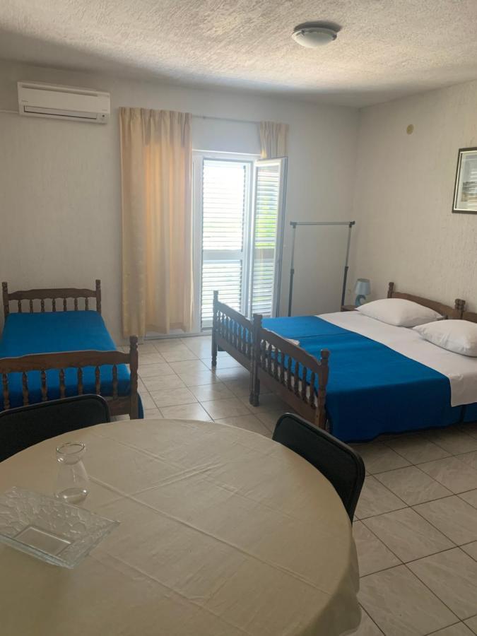 Apartmani Dzapo ซรีมา ภายนอก รูปภาพ