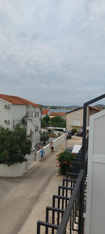 Apartmani Dzapo ซรีมา ภายนอก รูปภาพ